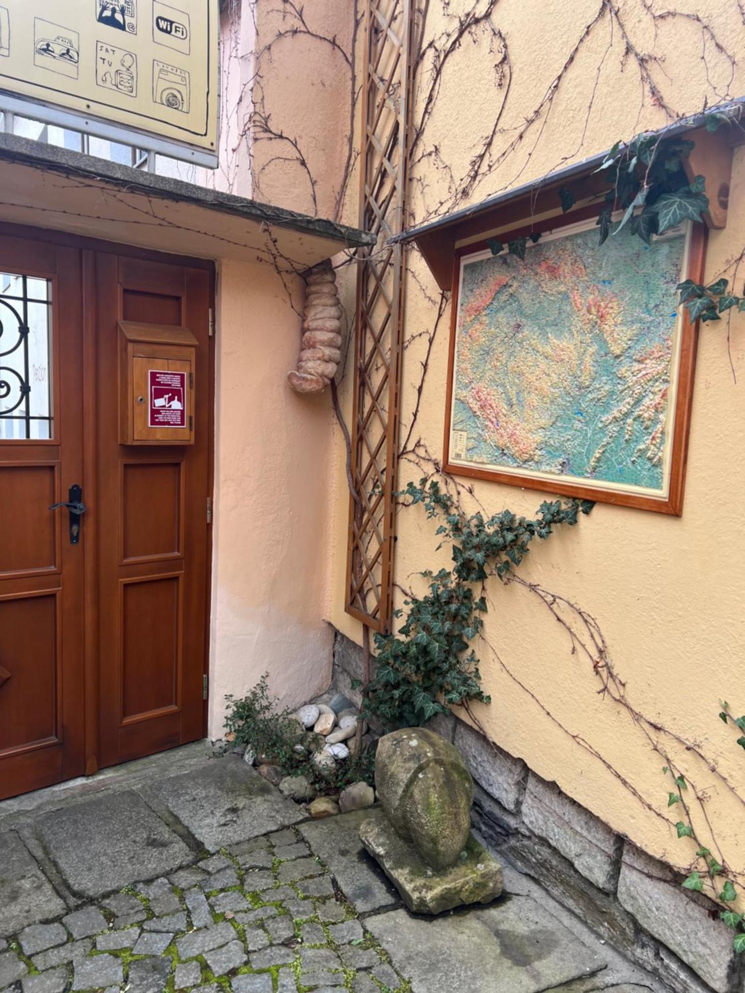 Hostel Postel Český Krumlov المظهر الخارجي الصورة