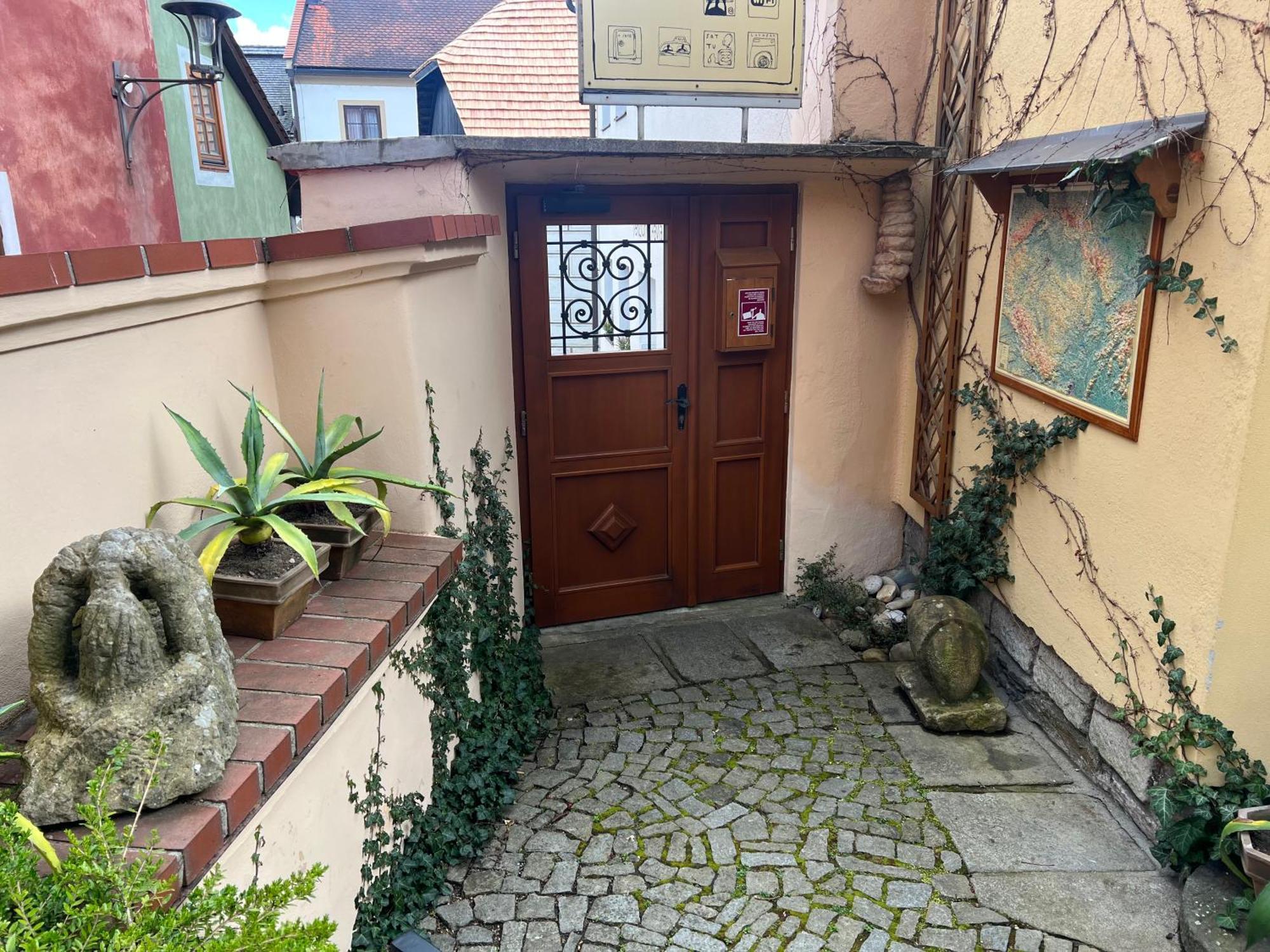 Hostel Postel Český Krumlov المظهر الخارجي الصورة